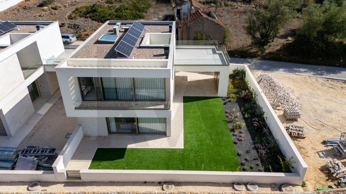 Townhouse in Rio Maior, Santarem District, Portugal 1 - 16542624