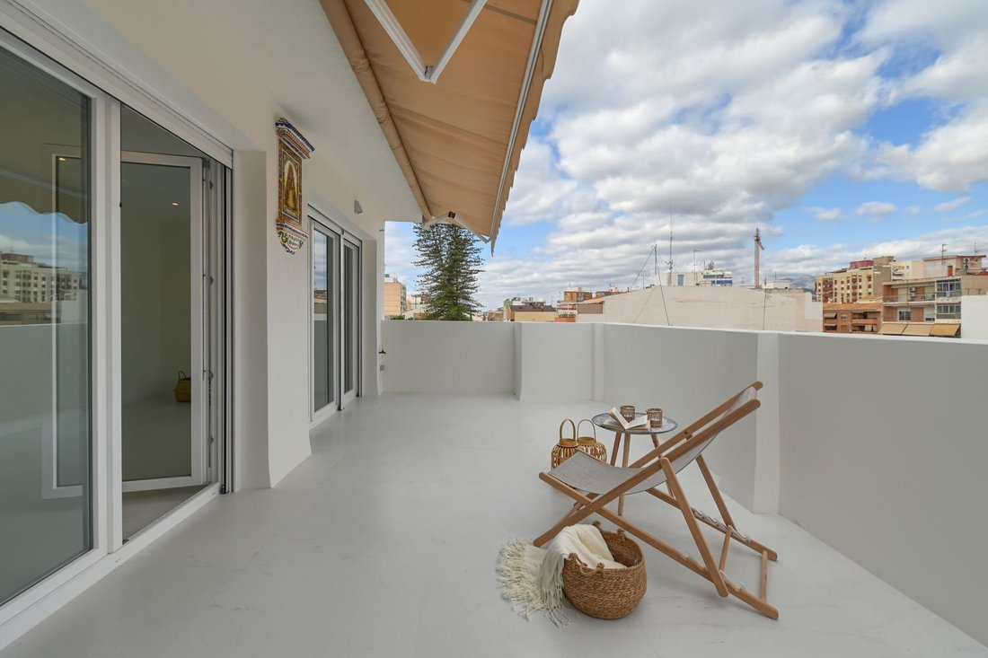 Penthouse in la Vila Joiosa / Villajoyosa, Valencian Community, Spain 2 - 16540025