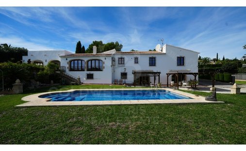 House in Vicalvaro, Madrid, Spain 1