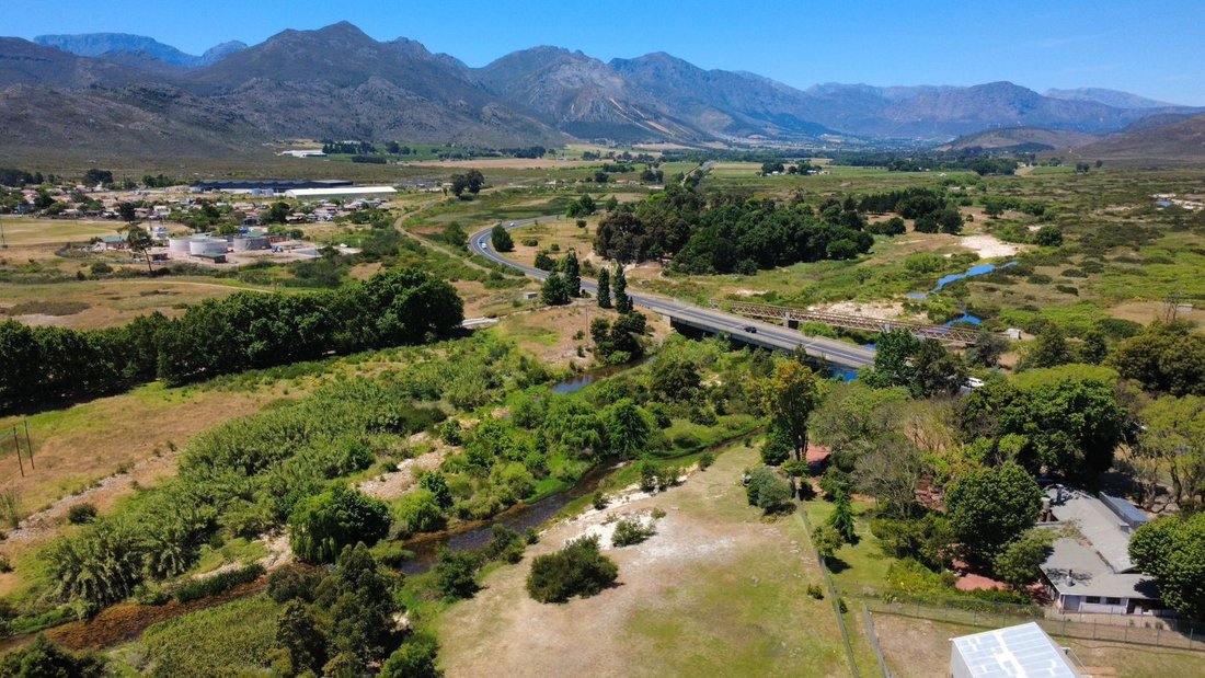Farm Ranch in Franschhoek, Western Cape, South Africa 1 - 16539942