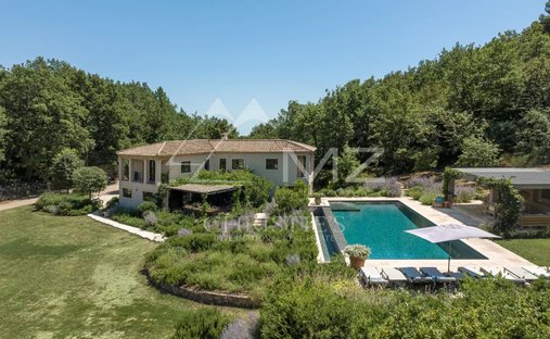 Villa in Châteauneuf-Grasse, Provence-Alpes-Côte d'Azur, France 1