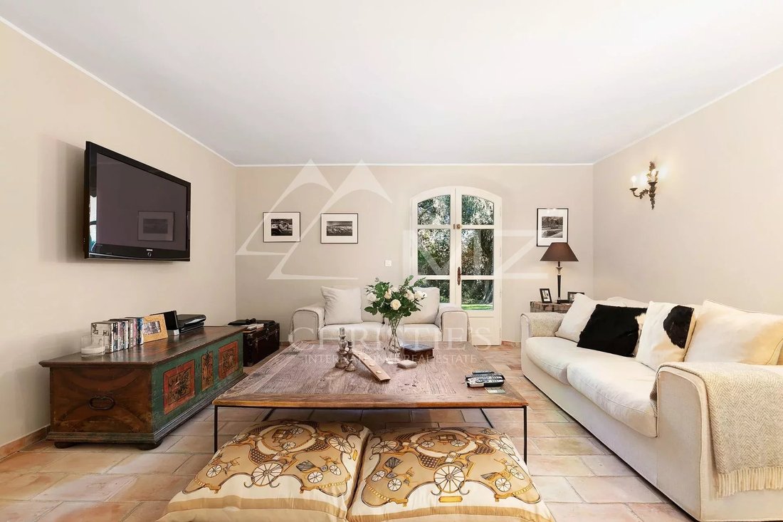 Villa in Mougins, Provence-Alpes-Côte d'Azur, France 5 - 12506926