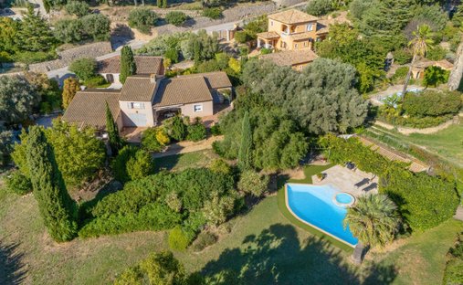House in Centre Ouest, Ollioules, France 1