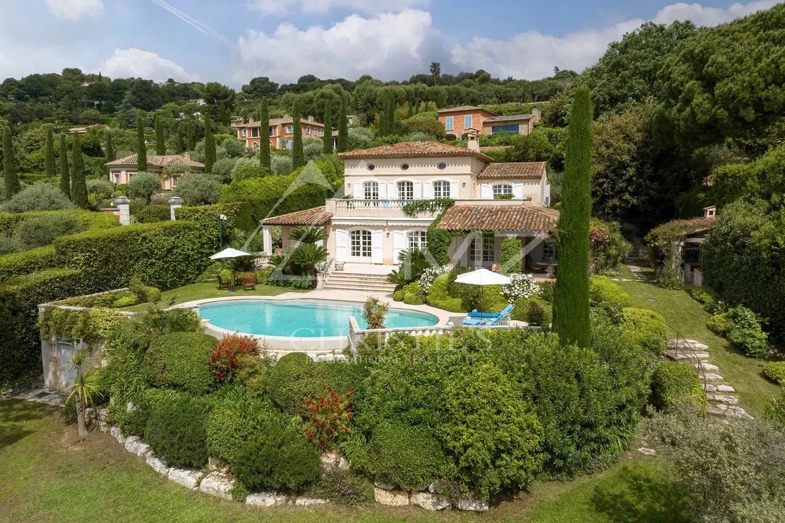 Villa in Saint-Paul-de-Vence, Provence-Alpes-Côte d'Azur, France 1 - 14318441