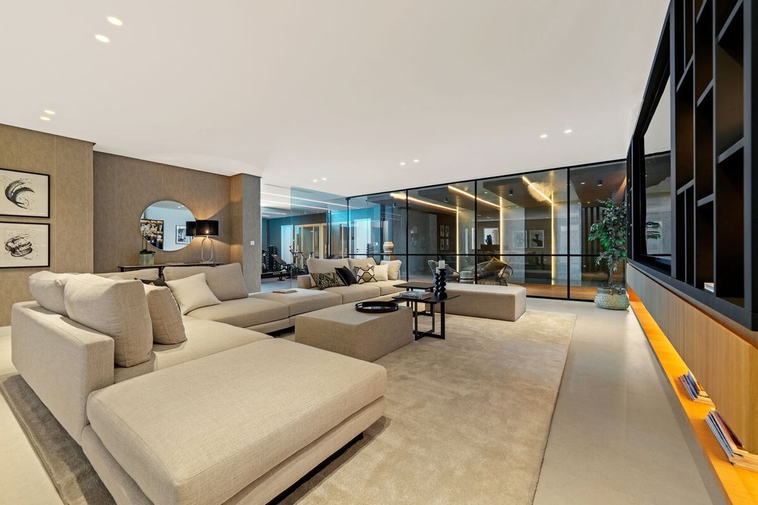 Villa in La Quinta, Benahavis, Andalusia 4 - 16541144