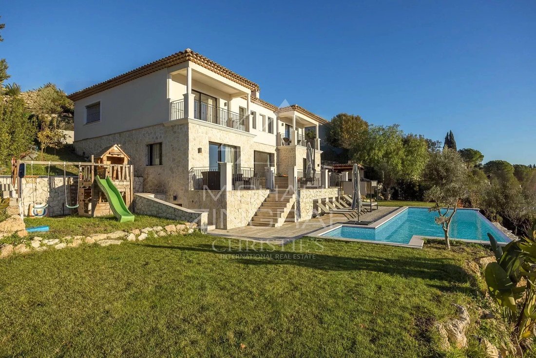 Villa in Saint-Paul-de-Vence, Provence-Alpes-Côte d'Azur, France 1 - 13626632
