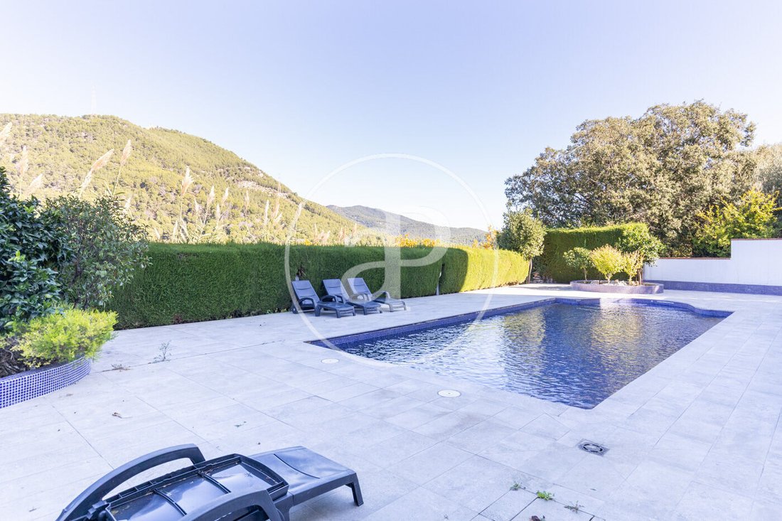 Villa in Castellar del Valles, Catalonia, Spain 4 - 16543308