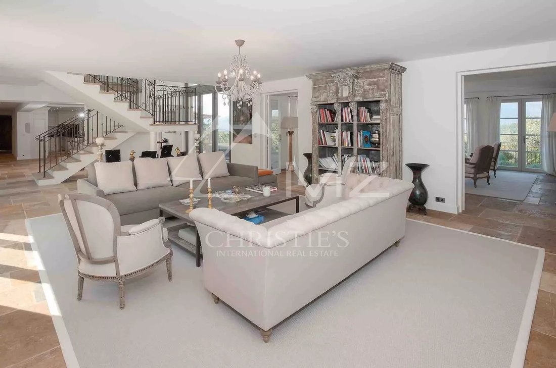 Villa in Mougins, Provence-Alpes-Côte d'Azur, France 4 - 12506938