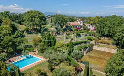 Villa in Mougins, Provence-Alpes-Côte d'Azur, France 1