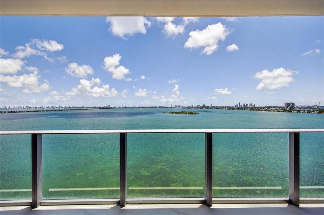 Condo in Miami, Florida, United States 3 - 16541285