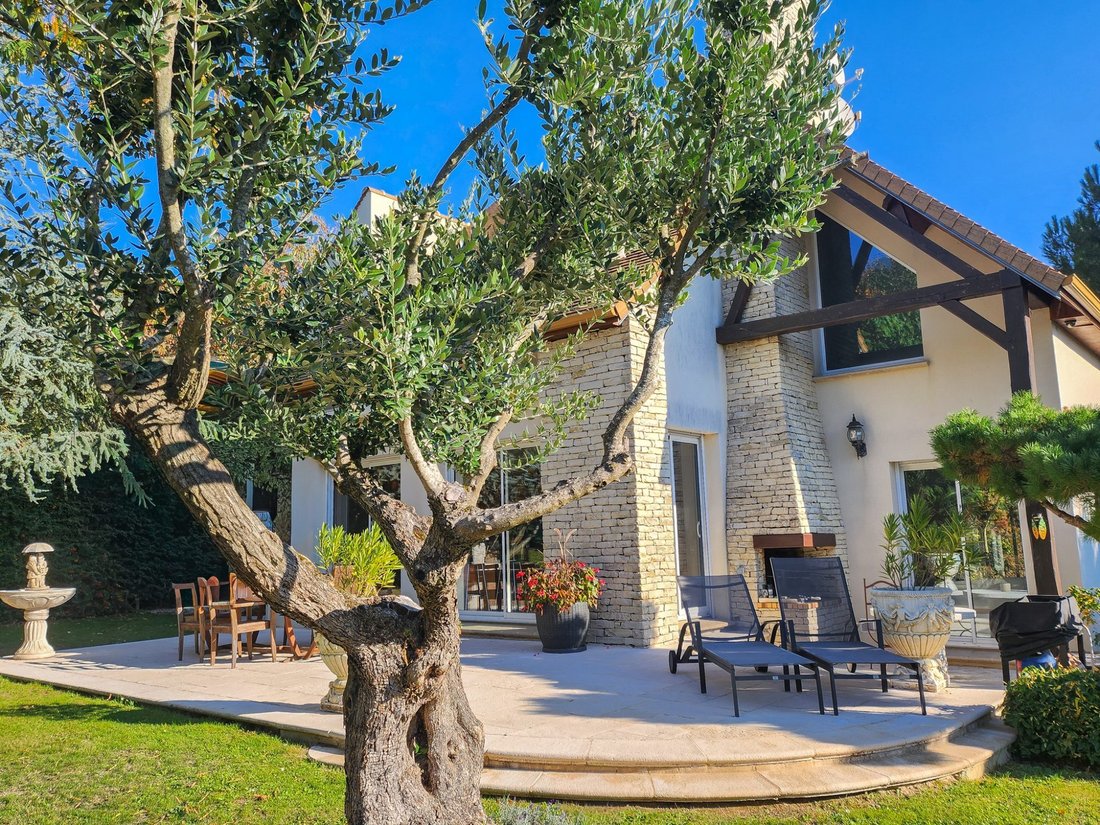 Villa in Montlhery, Ile-de-France, France 3 - 16540739