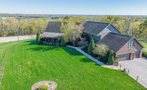 House in West Saxonburg, Pennsylvania, United States 1