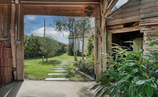 House in Ouest, Checy, France 1