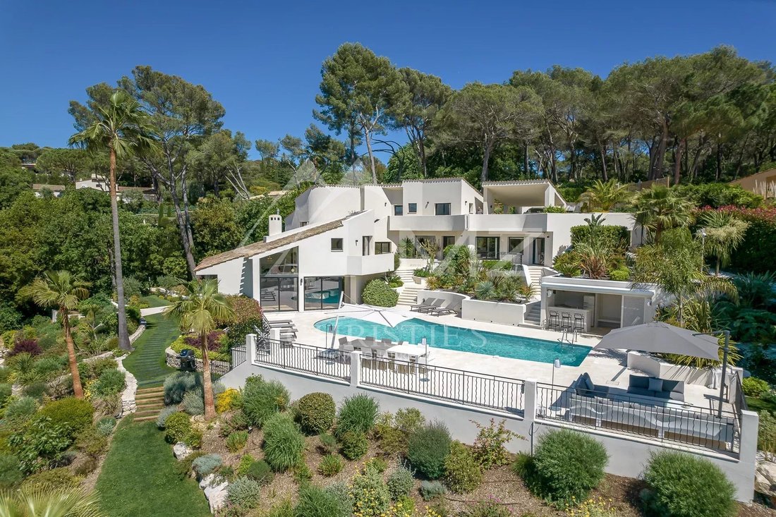 Villa in Mougins, Provence-Alpes-Côte d'Azur, France 3 - 12506912