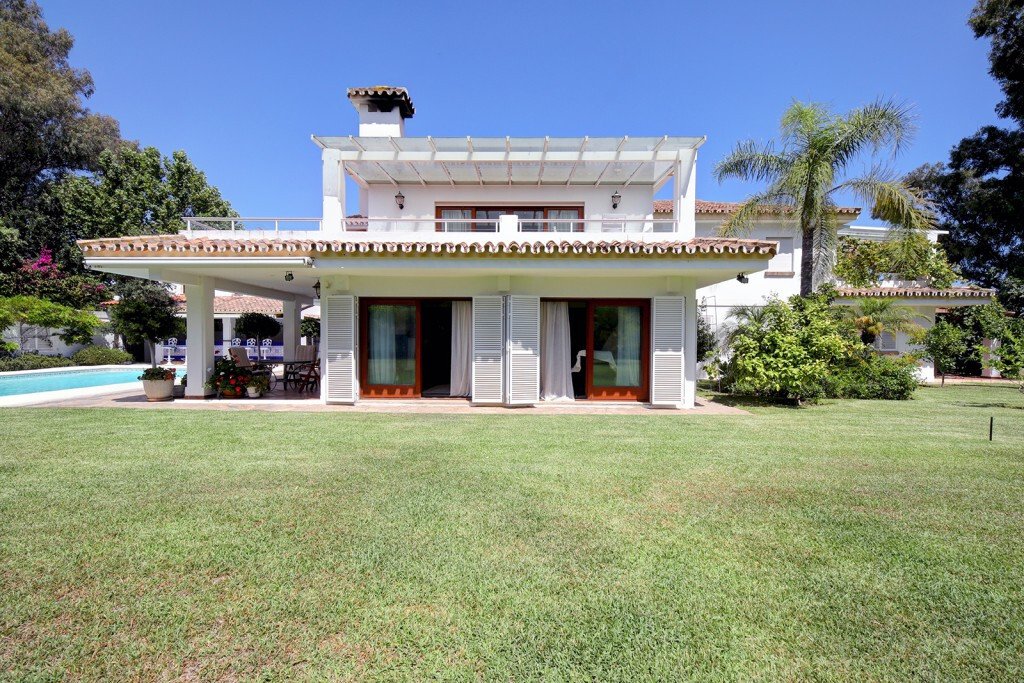 Villa in Cancelada, Estepona, Andalusia 3 - 16542633