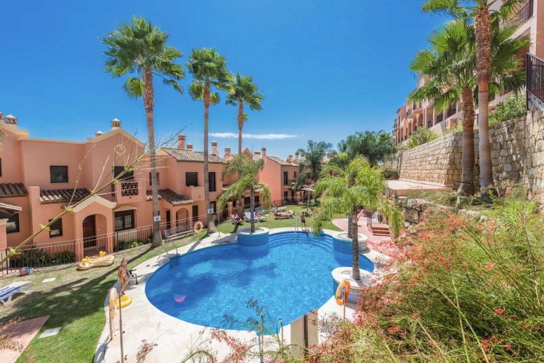 House in Estepona, Andalusia, Spain 2 - 16539492