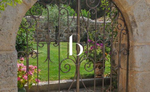 Castle for Sale in Joyeuse, Auvergne-Rhône-Alpes, France