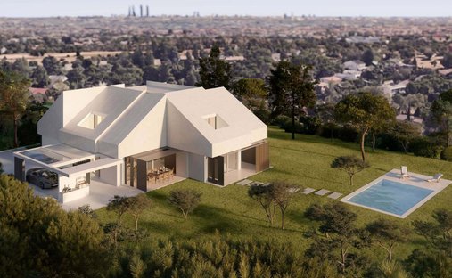 Villa in Fuencarral-El Pardo, Madrid, Spain 1