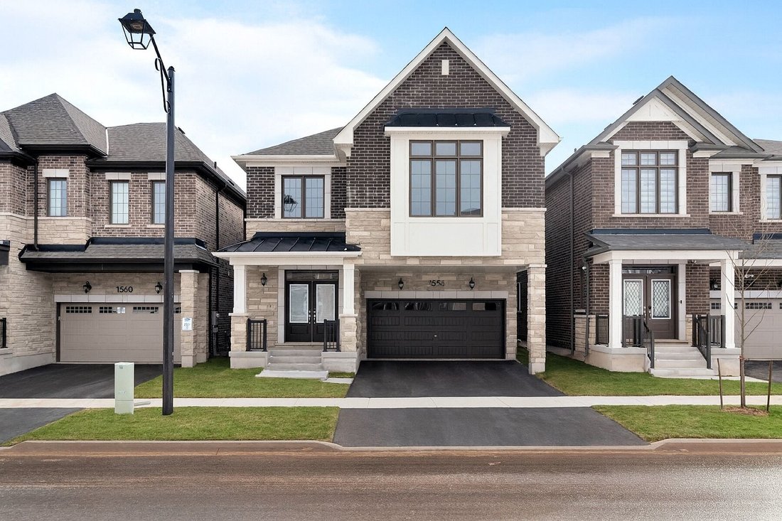 House in Milton, Ontario, Canada 1 - 16539209