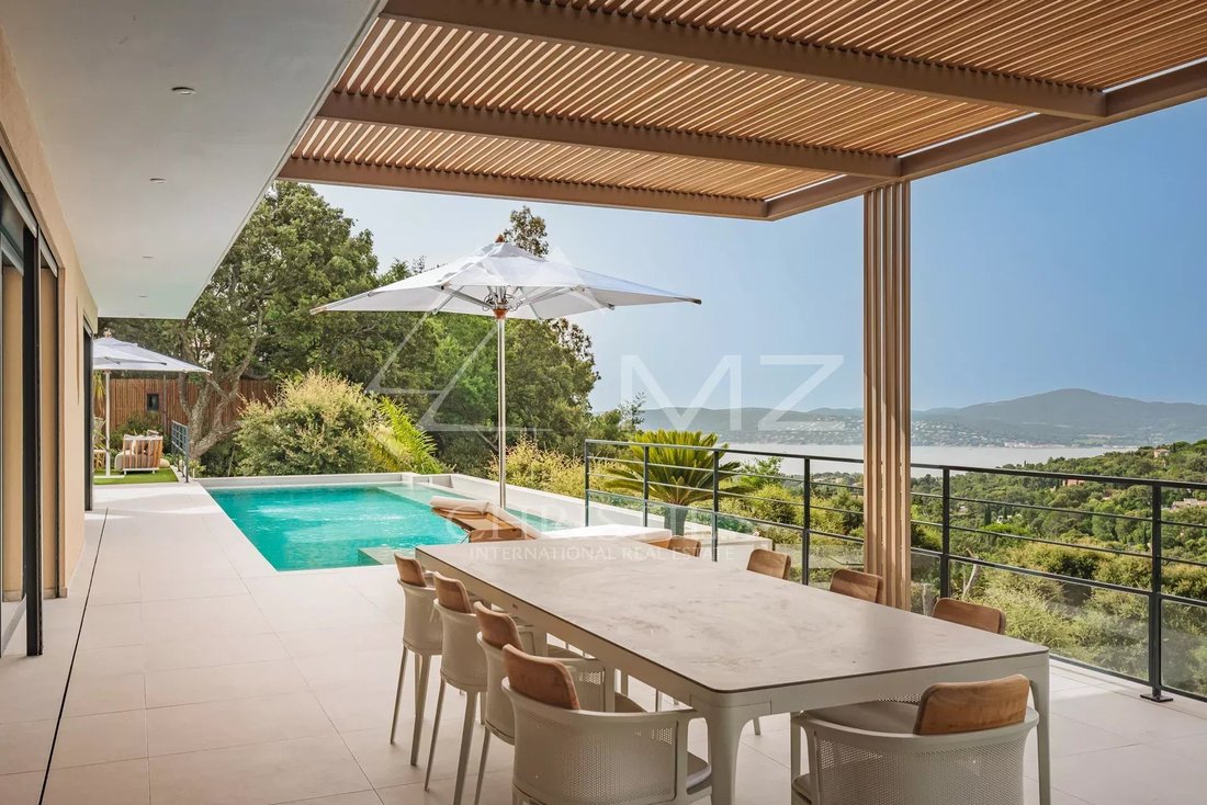 Villa in Grimaud, Provence-Alpes-Côte d'Azur, France 2 - 14423079