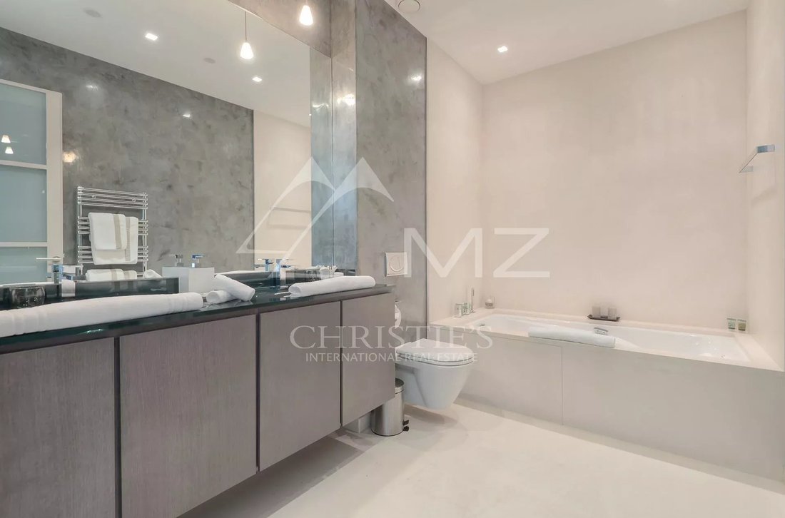 Villa in Saint-Jean-Cap-Ferrat, Provence-Alpes-Côte d'Azur, France 5 - 10762798