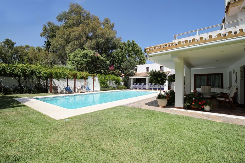 Villa in Cancelada, Estepona, Andalusia 4 - 16542633