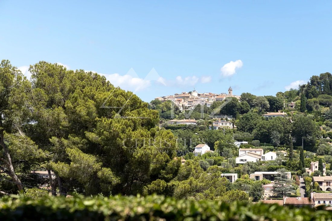 Villa in Mougins, Provence-Alpes-Côte d'Azur, France 3 - 12506920