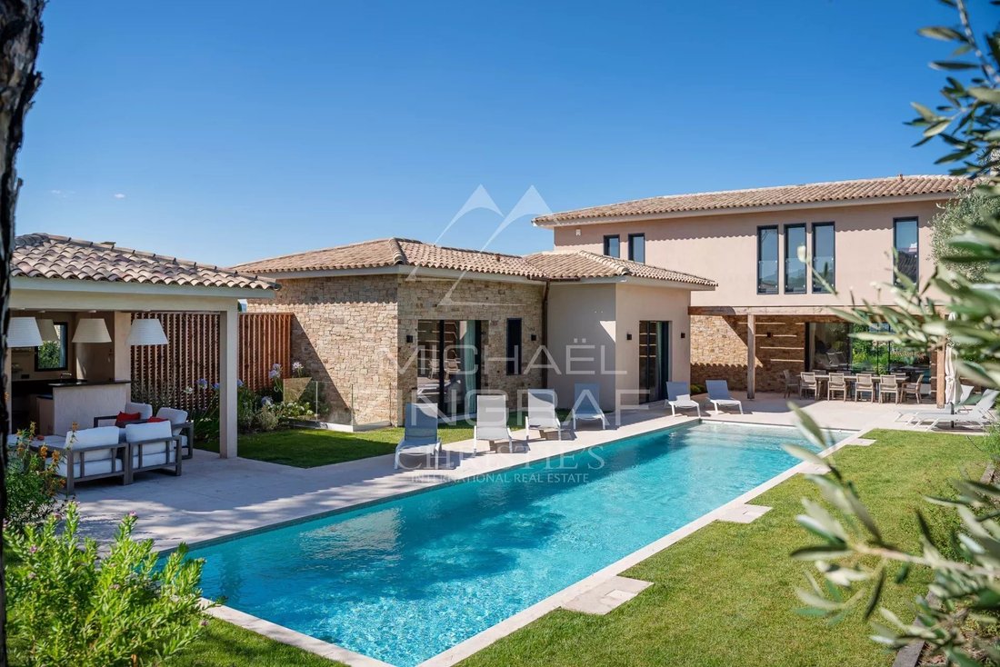 Villa in Zone Ouest Urbaine, Saint-Tropez, France 3 - 16539036