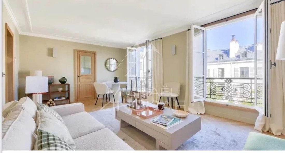 Apartment in Invalides, Paris 7e Arrondissement, Paris 3 - 16538678