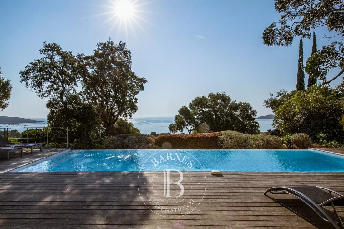 Villa in Zonza, Corsica, France 2 - 13579534