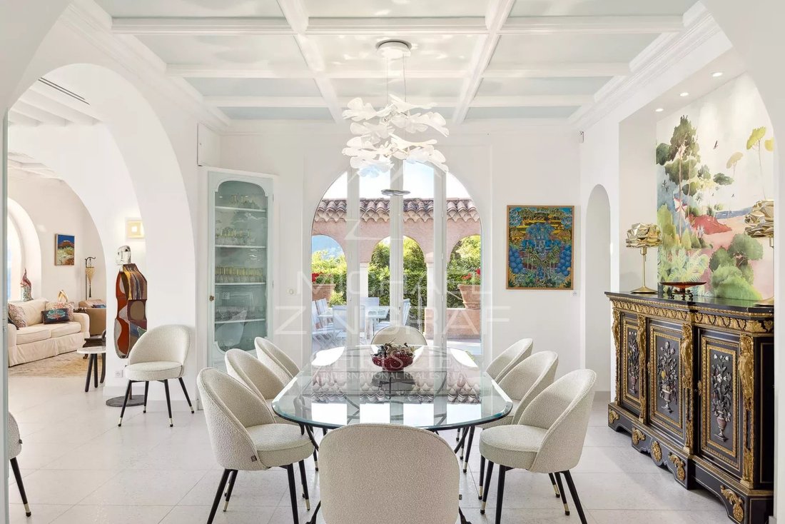 Villa in Saint-Jean-Cap-Ferrat, Provence-Alpes-Côte d'Azur, France 5 - 16539340