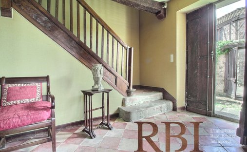 Castle for Sale in Castelnaudary, Occitanie, France