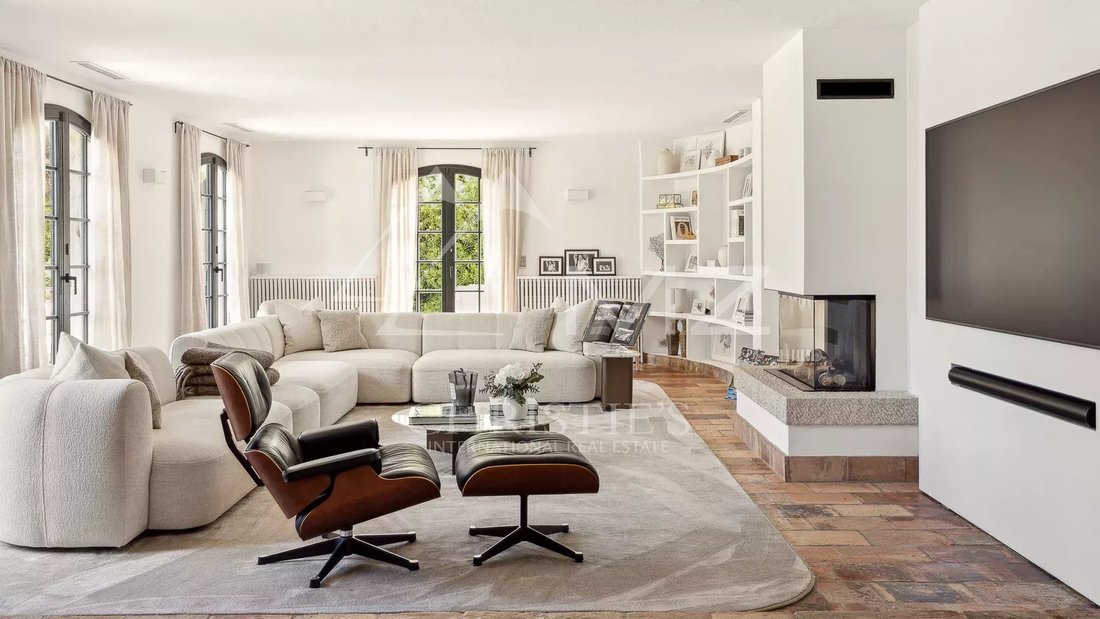 Villa in Valbonne, Provence-Alpes-Côte d'Azur, France 4 - 14243793