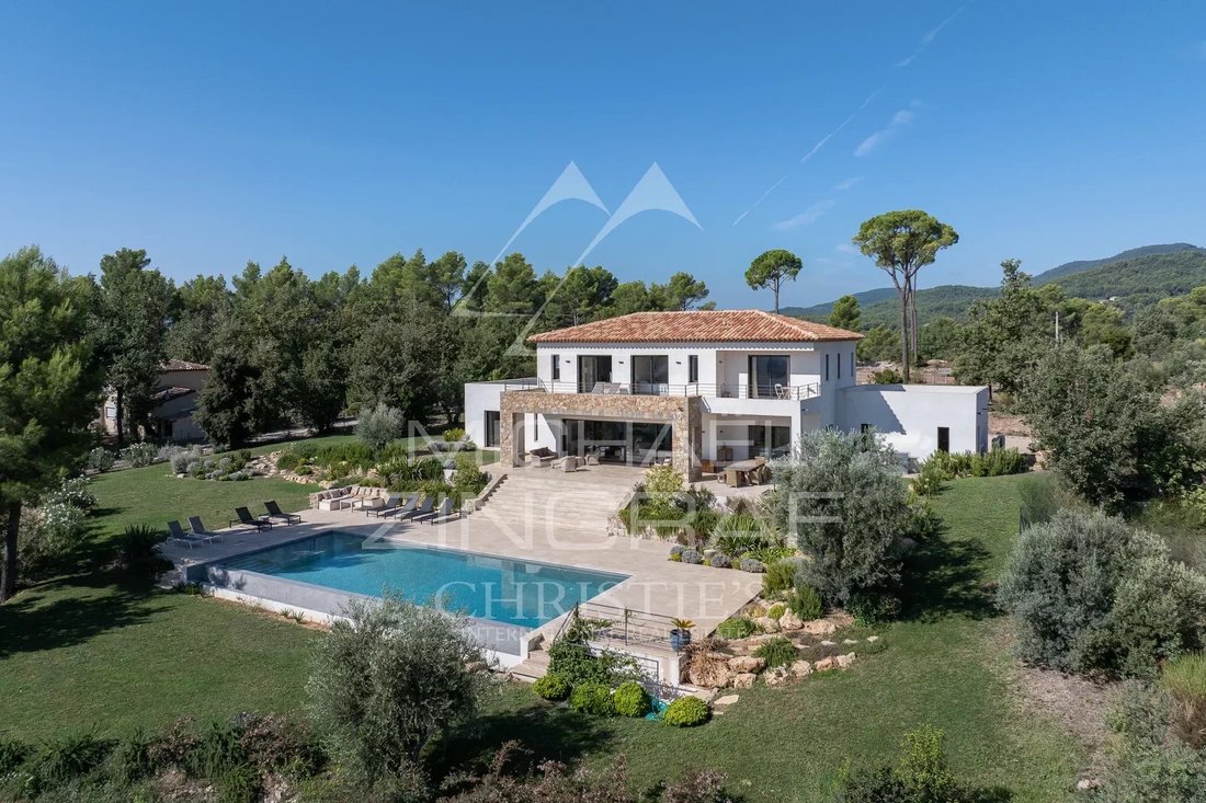 Villa in Fayence, Provence-Alpes-Côte d'Azur, France 1 - 14713262