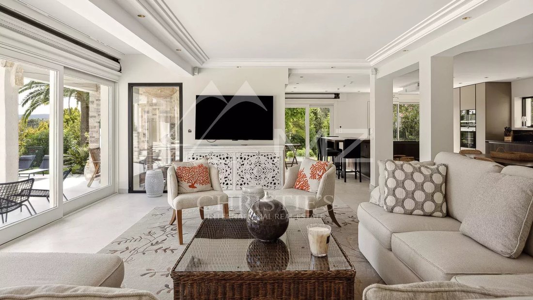 Villa in Saint-Paul-de-Vence, Provence-Alpes-Côte d'Azur, France 5 - 14403318