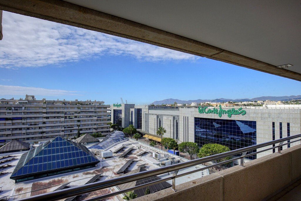 Apartment in Puerto Banus, Marbella, Spain 5 - 16542635