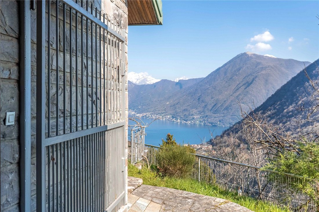 House in Dizzasco, Lombardy, Italy 4 - 16539486