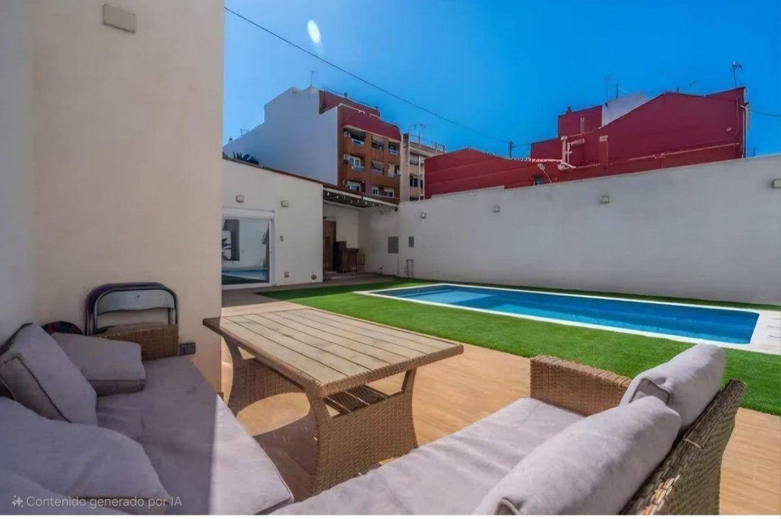 Villa in Poblats Maritims, Valencia, Spain 2 - 16542644