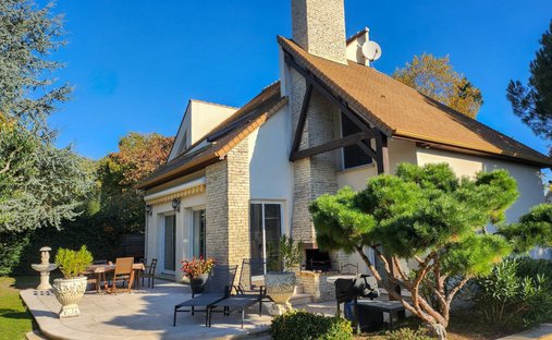 Villa en Montlhéry, Isla de Francia, Francia 1