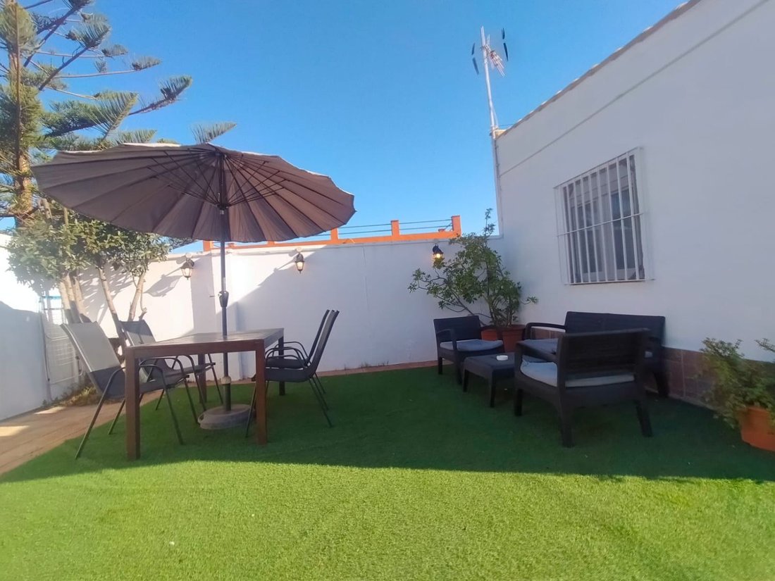 Chalet in El Puerto de Santa María, Andalusia, Spain 2 - 16539971