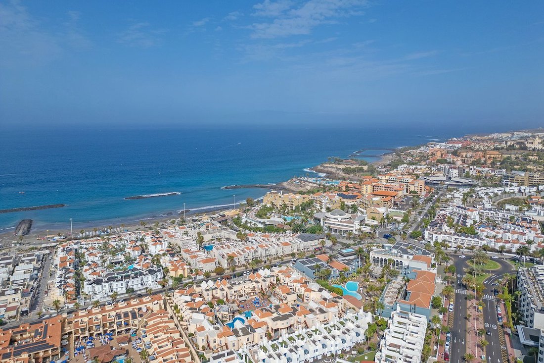 Penthouse in Adeje, Canary Islands, Spain 3 - 16539983