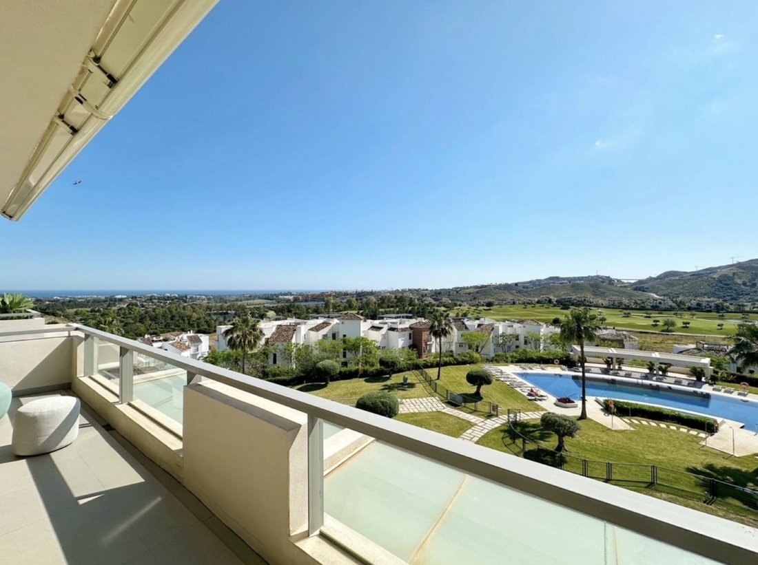 Penthouse in Benahavis, Andalusia, Spain 1 - 16543023
