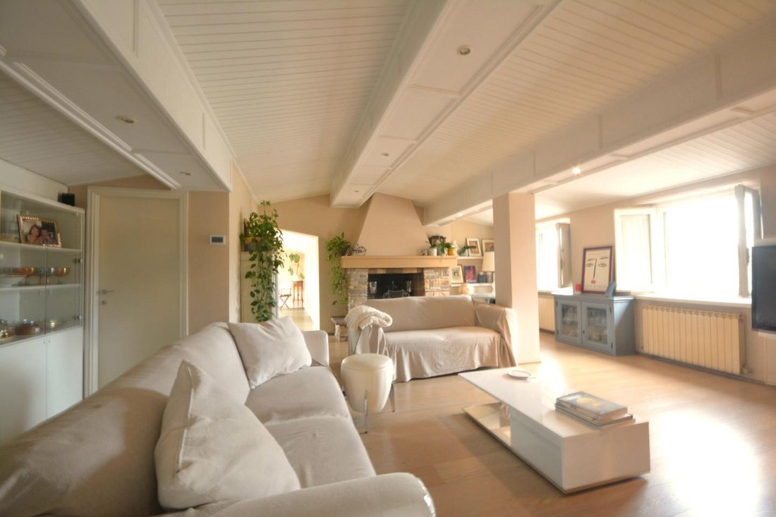 Apartment in Historic Center, Lucca, Tuscany 1 - 16538776
