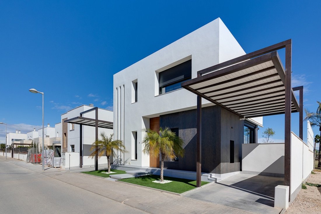 Villa in Pilar de la Horadada, Valencian Community, Spain 4 - 14812351