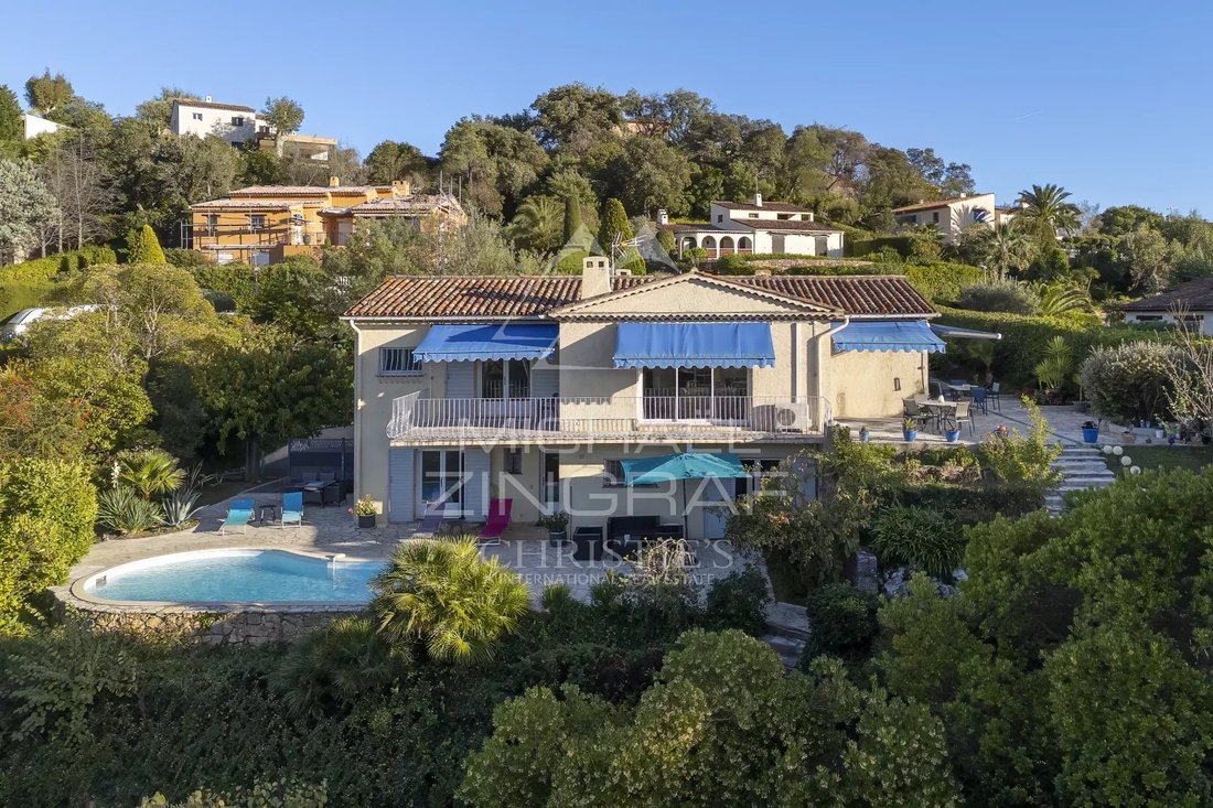 Villa à Mandelieu-la-Napoule, Provence-Alpes-Côte d'Azur, France 1 - 15279725