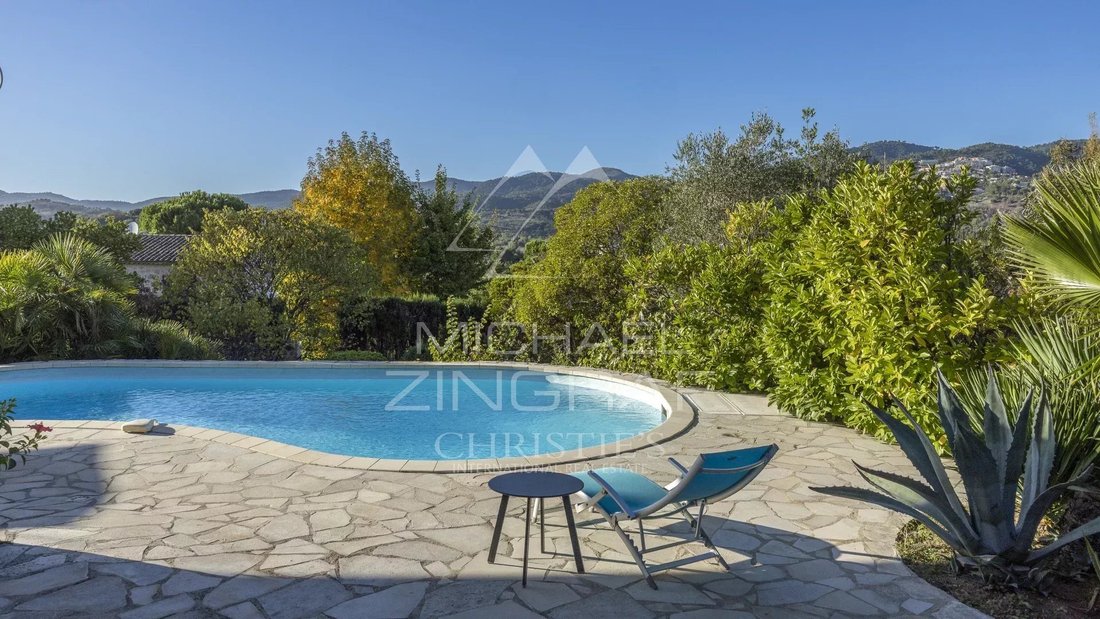 Villa à Mandelieu-la-Napoule, Provence-Alpes-Côte d'Azur, France 2 - 15279725