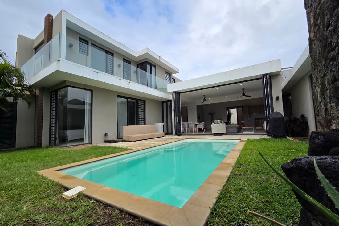 House in Grand Baie, Rivière du Rempart District, Mauritius 1 - 16542857