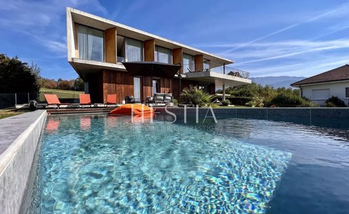 House in Annecy-le-Vieux, Annecy, France 1