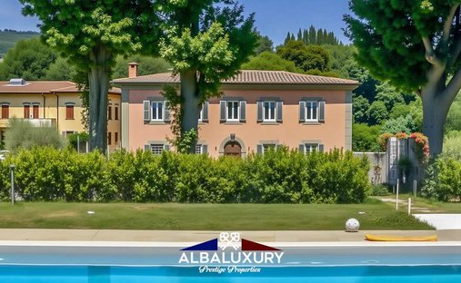 Villa in Center, Pistoia, Tuscany 1