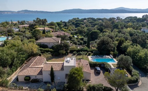 Villa in Grimaud, Provence-Alpes-Côte d'Azur, France 1